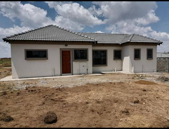 2 BEDROOM HOUSE FOR SALE IN ERMELO